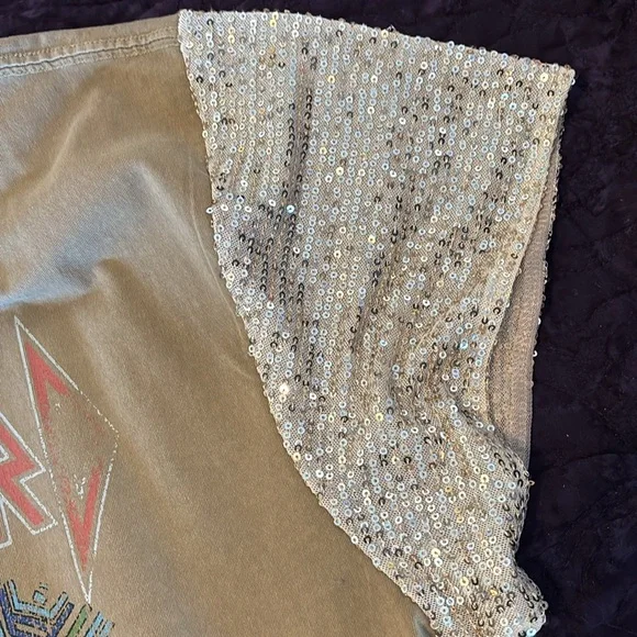 Def Leppard Hysteria tour 1988 vintage style short sleeved shirt, new with tags - Picture 3 of 8